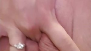 Wet Pussy Finger In