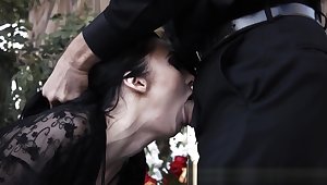 Goth babe throating and riding cock