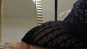 Butt plug in my ass, twerking. Ready for cock