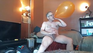 Small 1 Big Balloon Fun